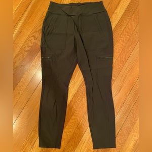 Athleta Headlands Hybrid Cargo